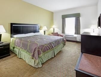Super 8 By Wyndham Laporte La Porte Habitación foto